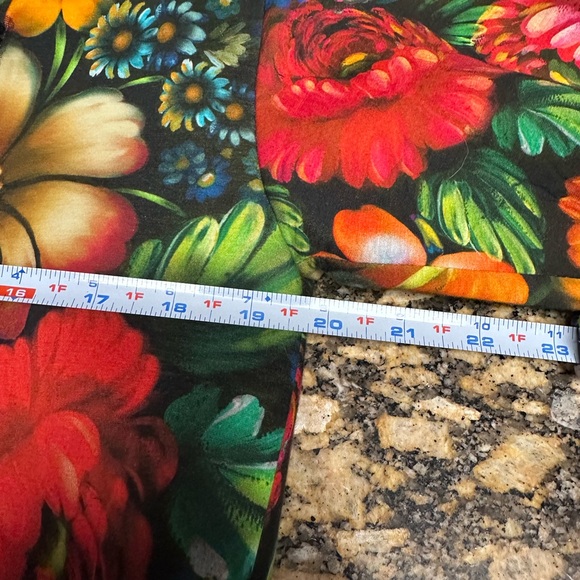 Gucci Multicolor Floral Cotton Tiger Sequin Embellished Sweatshirt Size XS - Picture 7 of 8